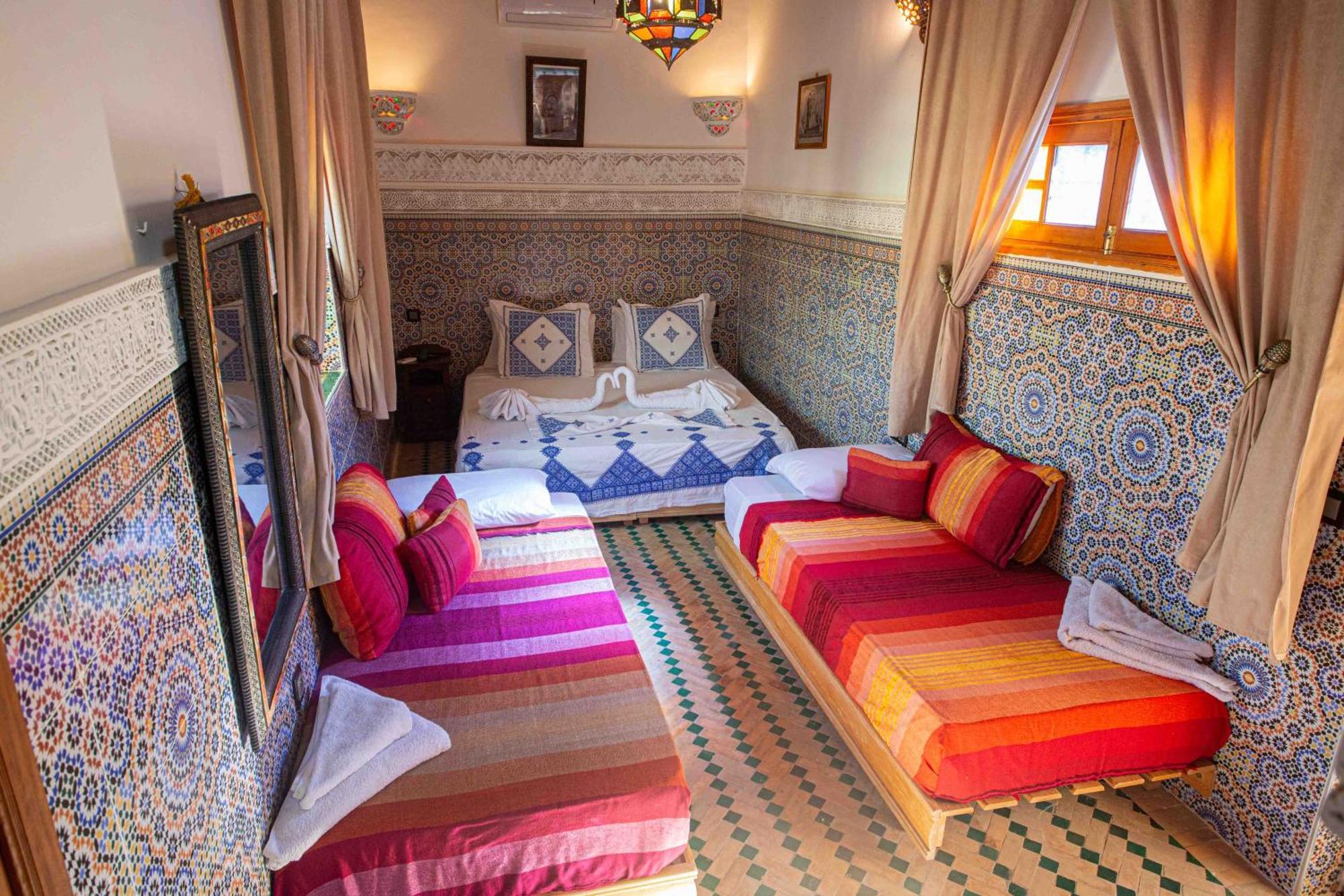 Riad Le Petit Patrimoine De Фес Екстериор снимка